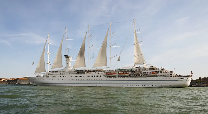Wind Surf (ship, 1989)