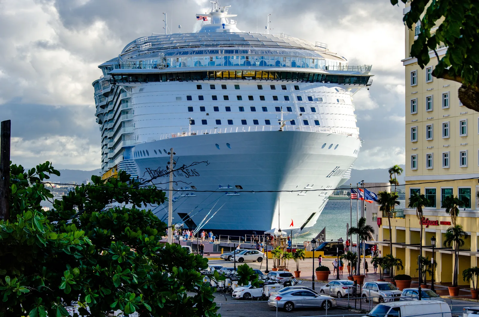 Harmony of the Seas in San Juan January 23, 2018