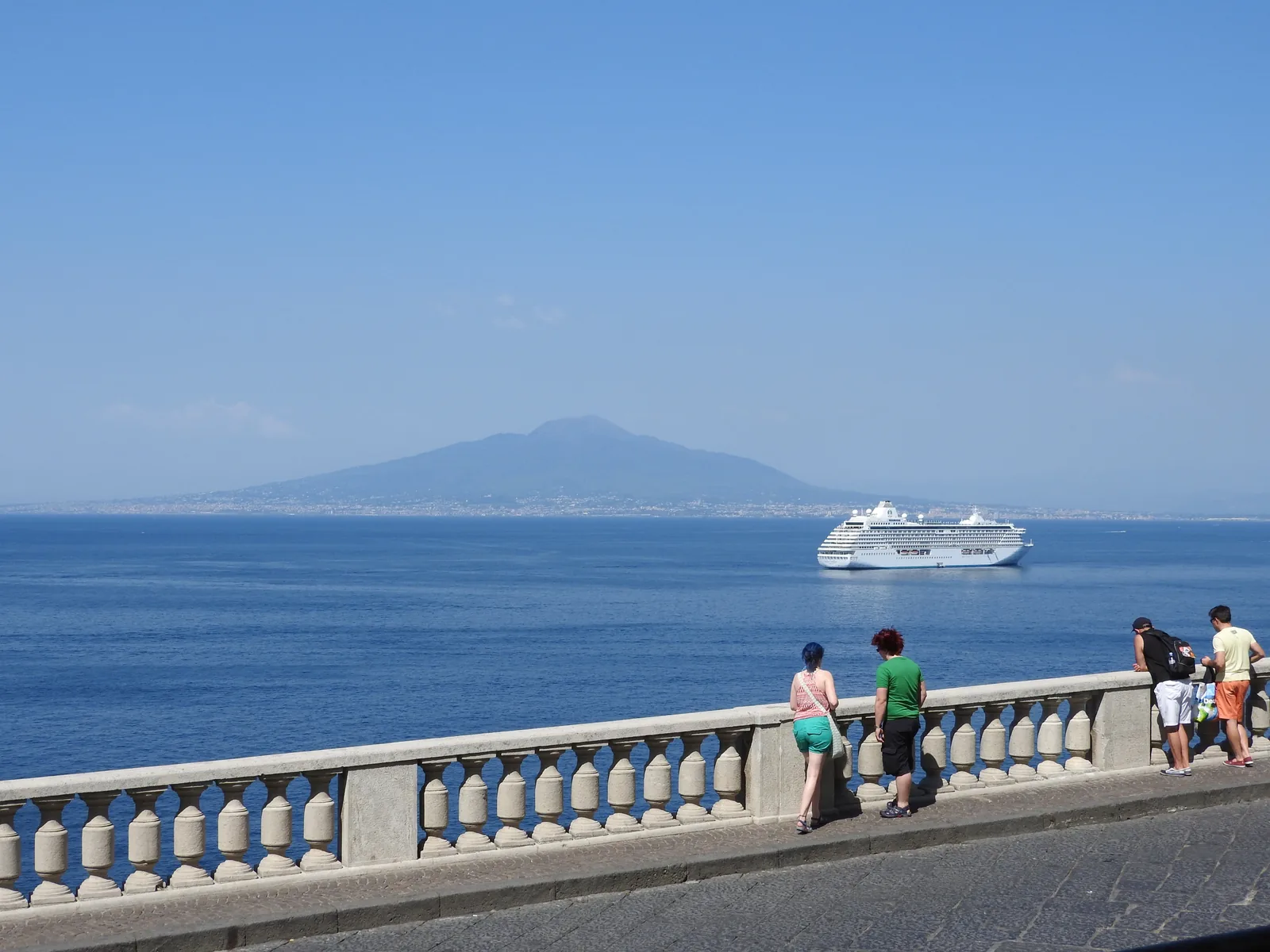 Cruise Liner Crystal Serenity (27980908885)