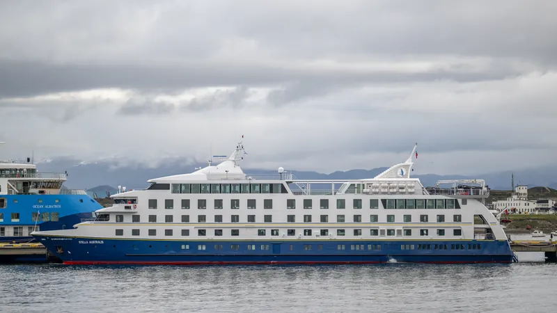 2024 Stella Australis - IMO 9534676 - by 2eight - 9SC5031