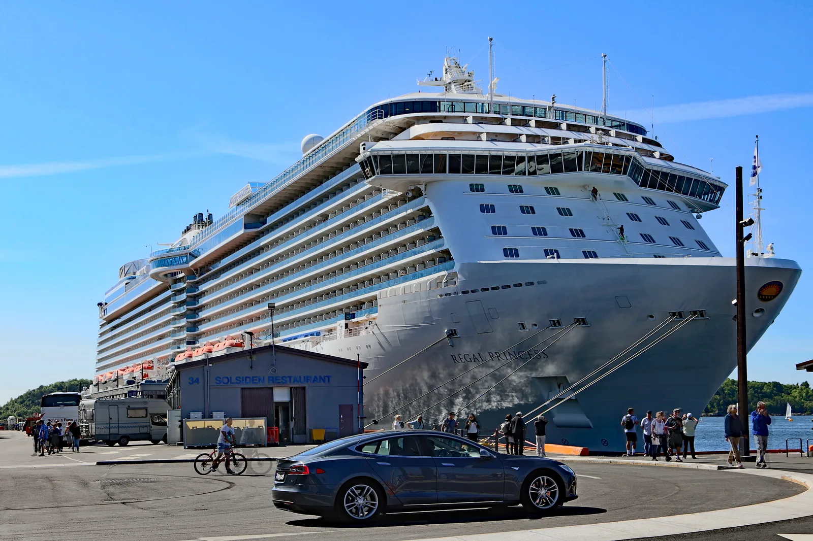 .00 0690 Ocean cruise ship “Regal Princess” in Oslo