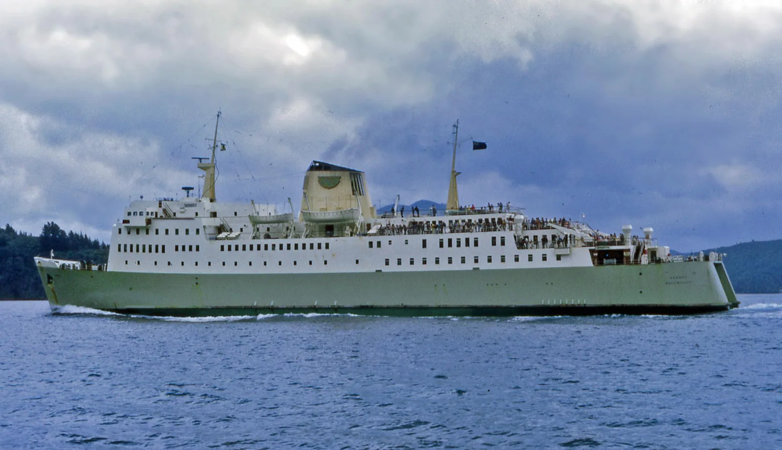 Aranui roll-on roll-off ferry
