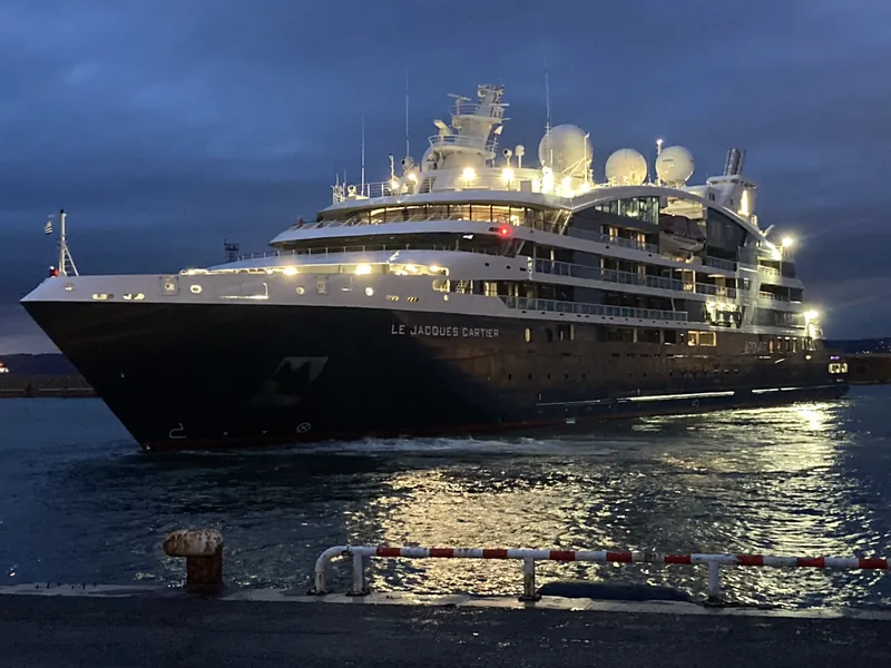 Le Jacques Cartier à marseille 1